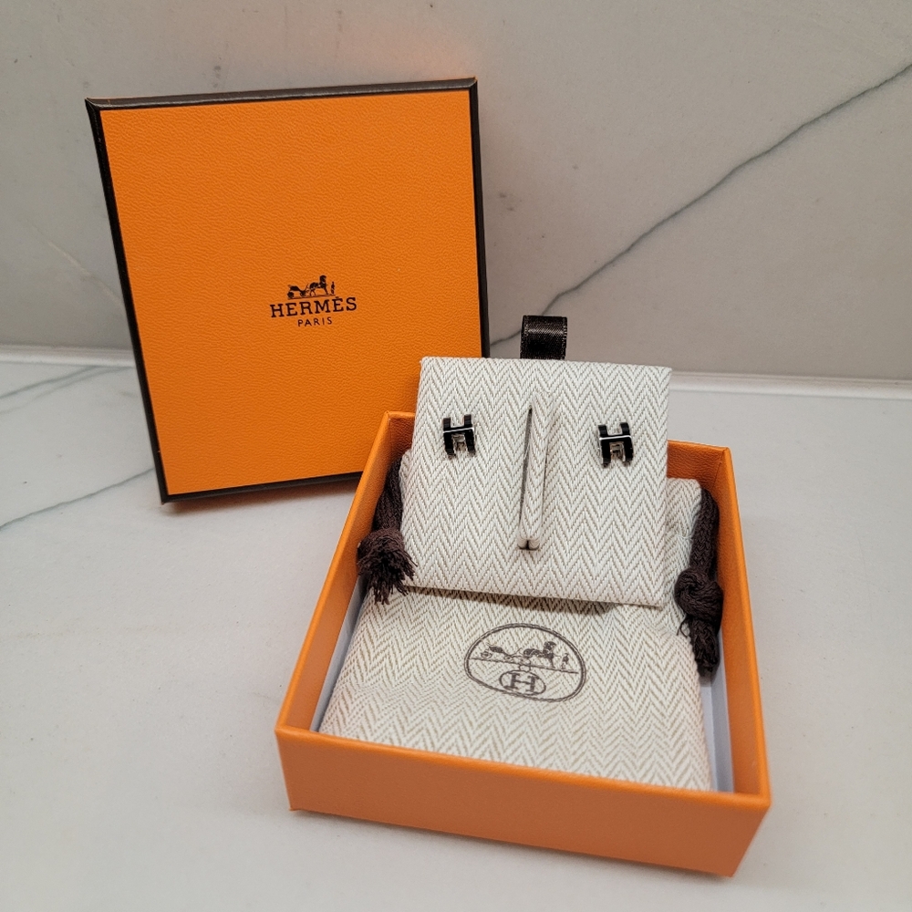 HERMES MINI H POP EARRINGS (NOIR W/PALLADIUM)